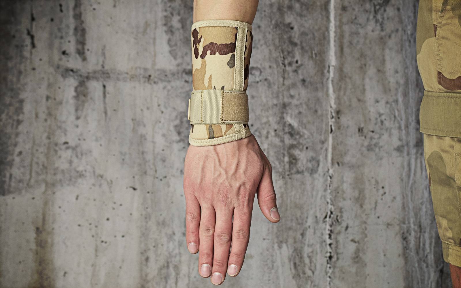 Stabilizator na nadgarstek 4ARMY-SN-02